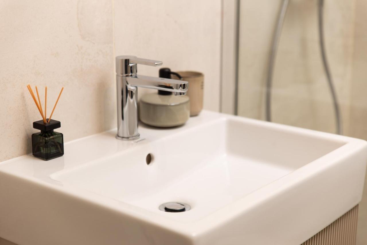 Abau Residence Apartment- 50M To The Sea أوباتيا المظهر الخارجي الصورة