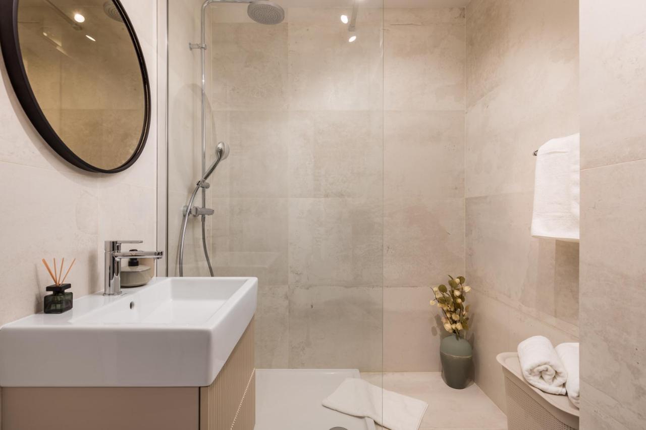 Abau Residence Apartment- 50M To The Sea أوباتيا المظهر الخارجي الصورة